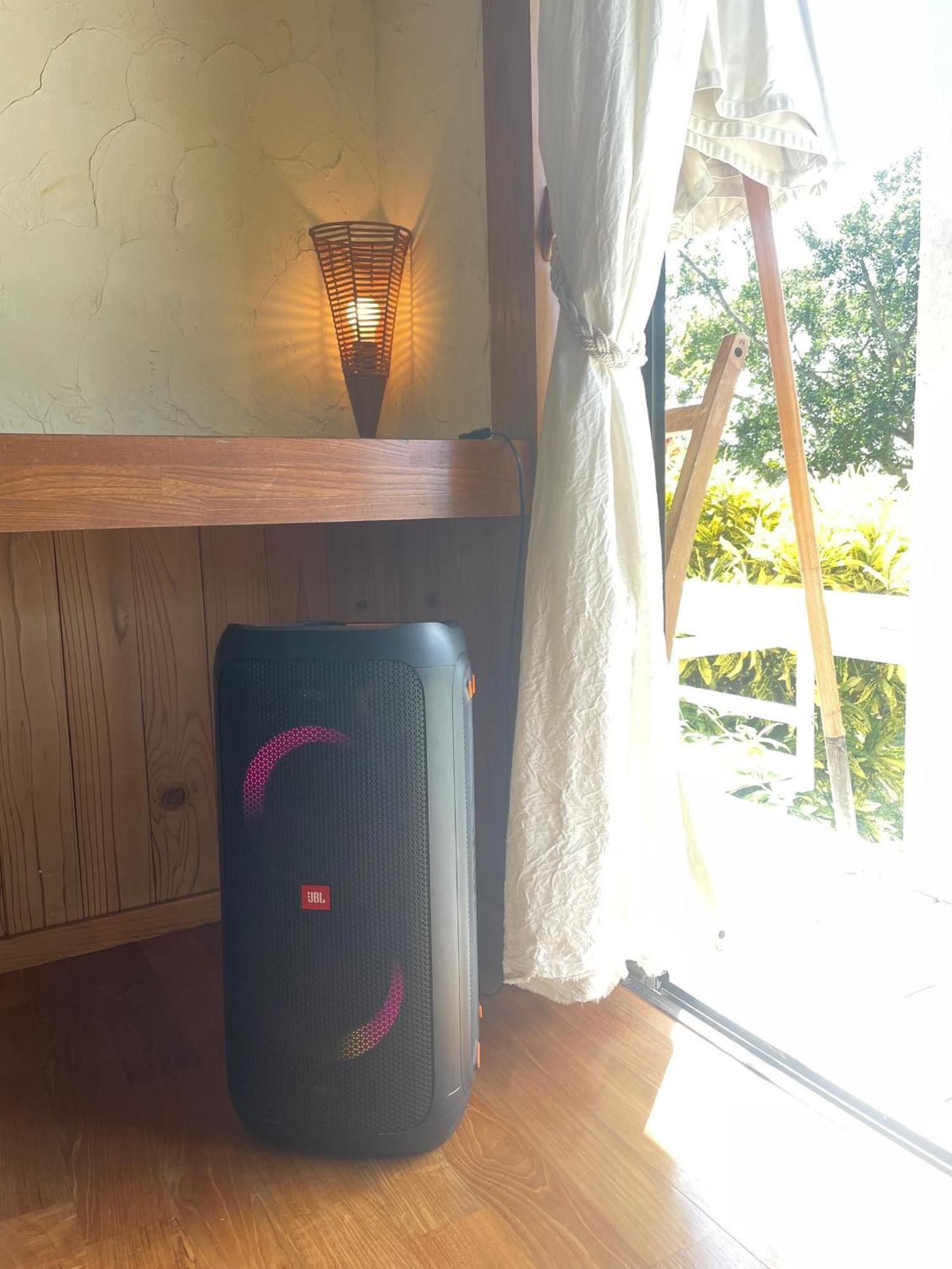 海が見え閑静な立地、プライベート空間を満喫できる赤瓦の宿 Ishigaki  Ngoại thất bức ảnh